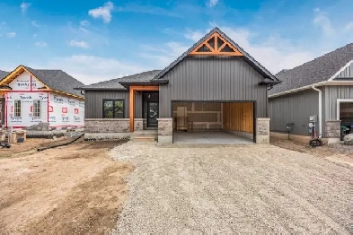 128 Brandon Avenue, Coldwater Image# 2