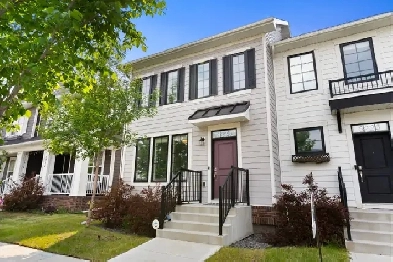 OPEN HOUSE-3230 Chuka Blvd- Move In Ready Townhouse in Eastbrook Image# 9