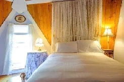 room ensuite bath avail Aug 1st Image# 9