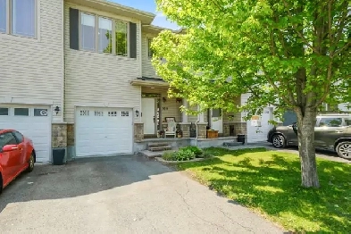 Beautiful 3-Bedroom Townhome in a Family-Friendly Neighbourhood Image# 7