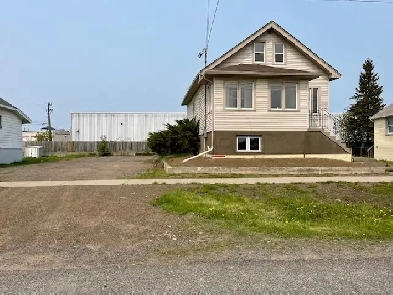 NEW! 630 WINNIPEG AVE - $349,900 Image# 8