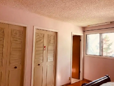 Edgemont NW upstairs master ensuite private bath incl utility Image# 1
