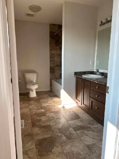 Waterloo House for Rent Image# 1