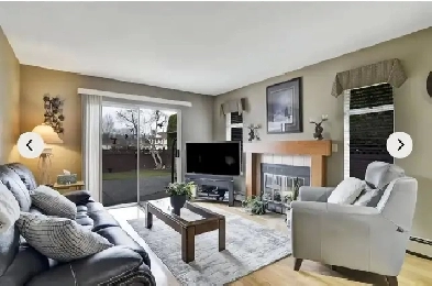 1 PRIVATE BRIGHT ROOM  WASHROOM-1 OCCUPANCY(FLEETWOOD SURREY) Image# 1