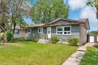 14 OVINGTON CL., RED DEER - Updated bungalow & detached garage Image# 10