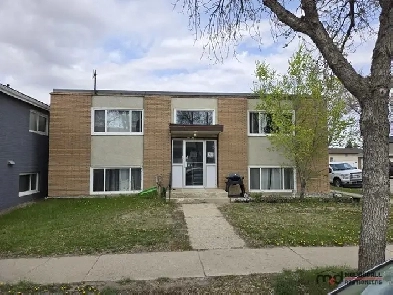 RE19142 Multi-Family Apartment Building - Kindersley, SK Image# 9