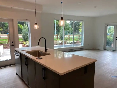 2 bed 2 bath Brand New Apartment for Rent in South Surrey Image# 11