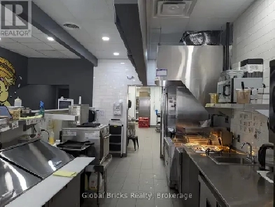 BURGER RESTAURANT FOR SALE – KINGSTON & MORNINGSIDE, SCARBOROUGH Image# 1