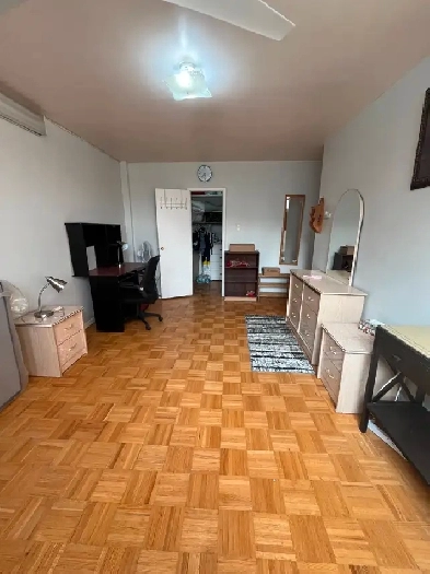 FURNISHED MASTERBEDROOM Image# 3