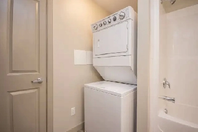 Belmont Village by Laebon - 2 bed 1 bath - Sylvan - July Image# 1