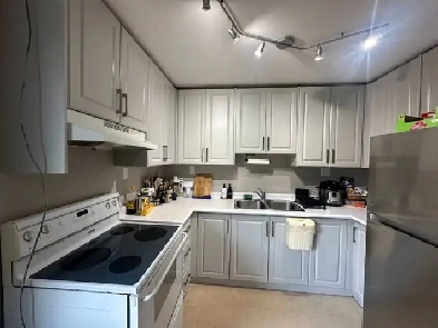 Upper- 380 Phillip Murray Avenue Image# 1