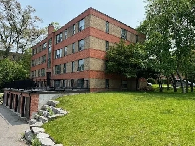 Parklawn & Queensway, 1 month FREE, 1 park included, 2 bedroom Image# 3