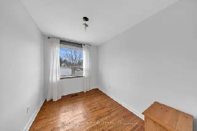 Amazing - For Rent In Scarborough - Bright & Spacious Image# 1