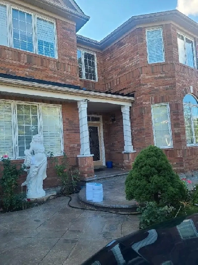 Furnished 3 bedrooms in the private entrance basement Image# 1