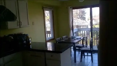 bayview/16th Ave room for rent Image# 1