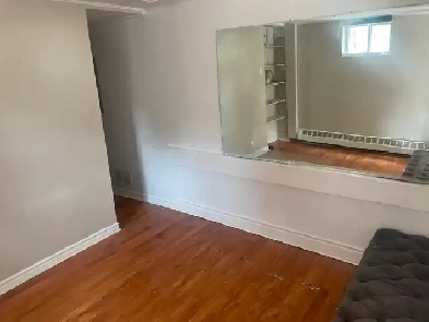 3 bedrooms 2 bathroom house ay St Clair and Keele available now Image# 2