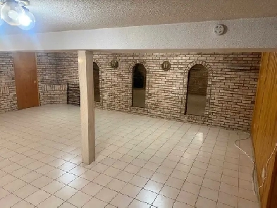 1 Bedroom Spacious & 1 bathroom Image# 1