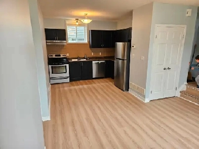 2 bedroom apartment waterloo Ira Needles and University ave Image# 1