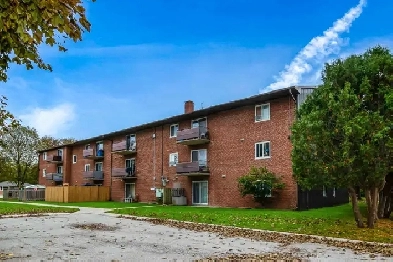 London 2 Bedroom Apartment for Rent: This peaceful apartment fea Image# 1