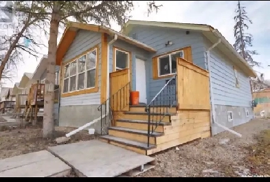 Newly renovated detached house with 2-bedroom x 1 bathroom. Image# 1