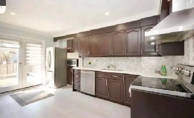 private room for girls only Image# 1