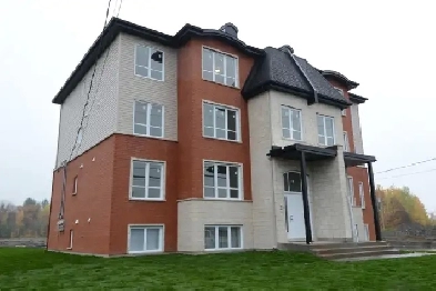 Condo moderne 4 1/2 à louer à St Jérôme Image# 5