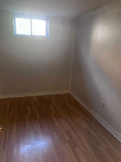 2 BED BEDROOM BASEMENT AVAILABLE FOR RENT ON   BOVAIRD Image# 1