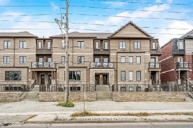 Executive 3-Storey Townhome for Lease in Milton | $2,900/month Image# 1