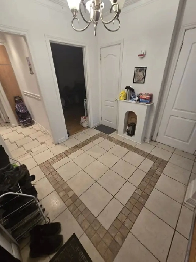 2 Beds 1 Bath Apartment Image# 7