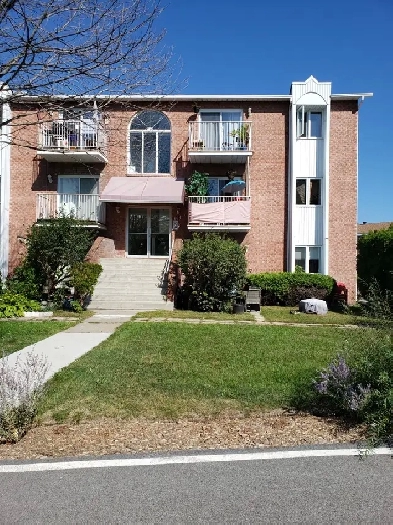 Vaudreuil grand 5.5 Image# 1