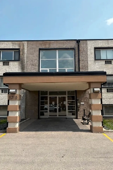 2 BR, 1 BA condo for rent in River Heights Image# 8