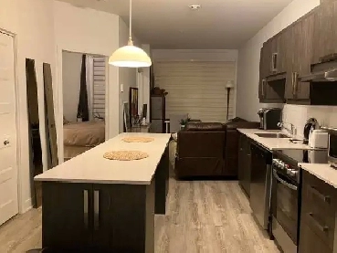 CONDO A BROSSARD A LOUER PROCHE DU QUARTIER 1030 Image# 1