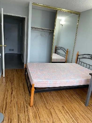 Chinatown center: A room to rent Image# 1