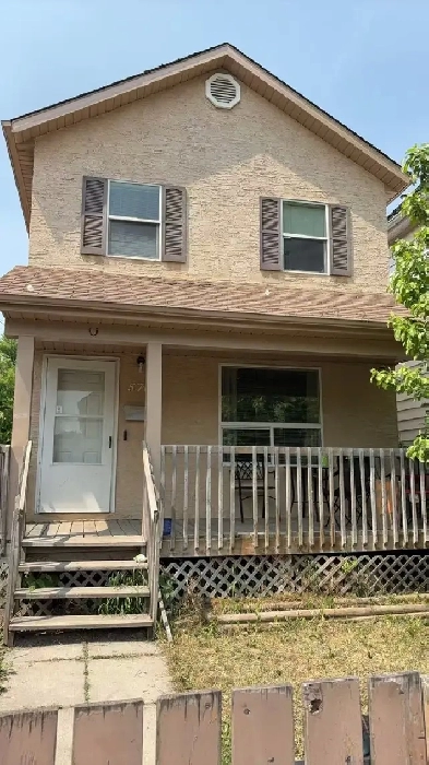 Beautiful 3 Bedroom House For Rent Image# 4