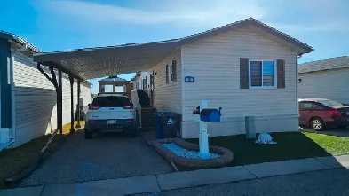 Beautiful Mobile Home With Carport Image# 8