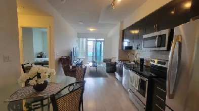 The World on Yonge Condo furnished with wifi parking Image# 3