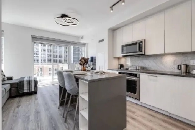 Fully Furnished condo 1 1 Downtown Toronto for Lease Image# 2