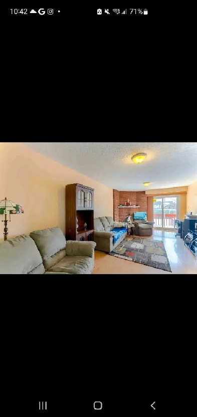 UPPER PORTION FAMILY ROOM AND MASTER BED 1 BATH Image# 4