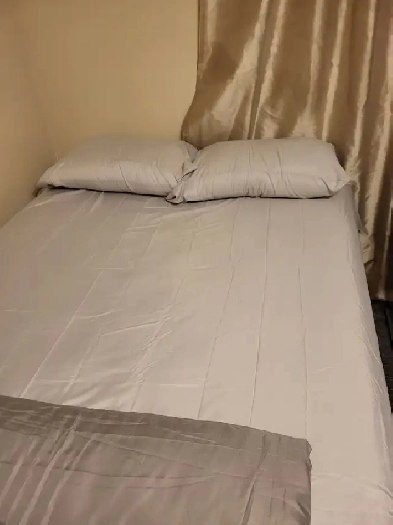 Large bedroom for rent Image# 1