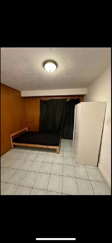 Independent furnished room for rent with shared amenities Image# 1