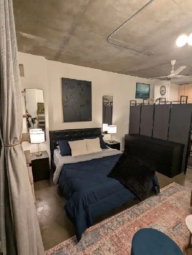 Furnished Industrial Gastown Studio: High Ceilings & Private Ba Image# 1