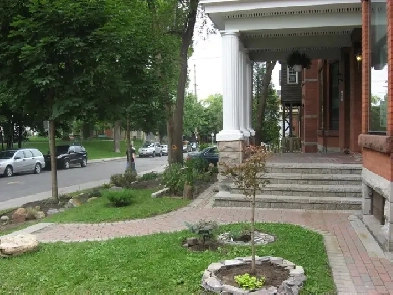 Centretown - One Bedroom plus Den - August 1st Image# 9