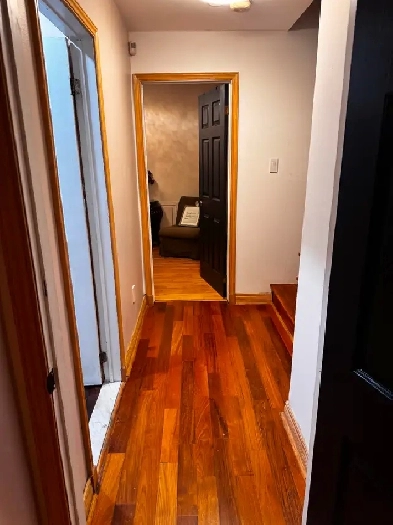 Ne cherchez plus!  Condo en plein centre-ville Image# 1