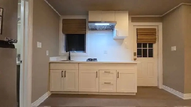 Cozy Studio in Thornhill Image# 1