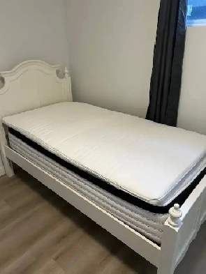 Super cozy & new furnished bsmnt room in Charleswood, walk to UC Image# 1