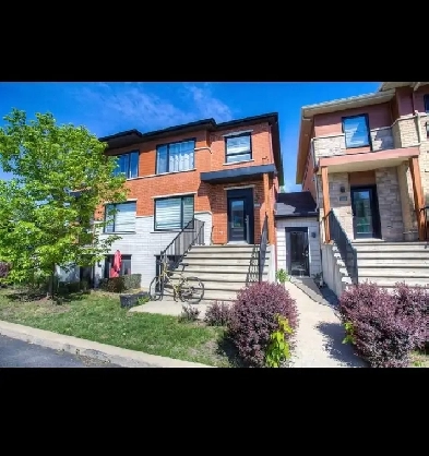 Condo meublé à louer - furnished condo to rent Image# 1