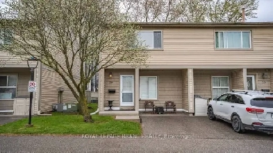 Charming 2 br spacious condo townhouse in Kitchener Image# 1