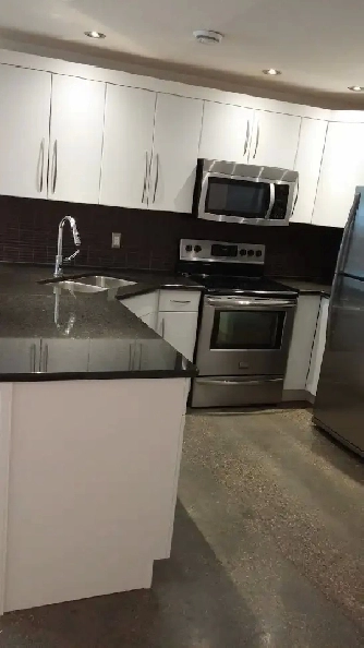 2 bedroom lower level suite for rent Image# 8