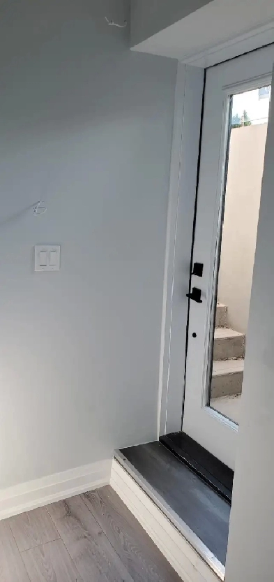 New Furnished Student Basement Rental Image# 7