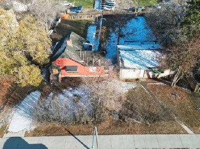 FSBO Full Service RM h16 Adjacent Lot (100
